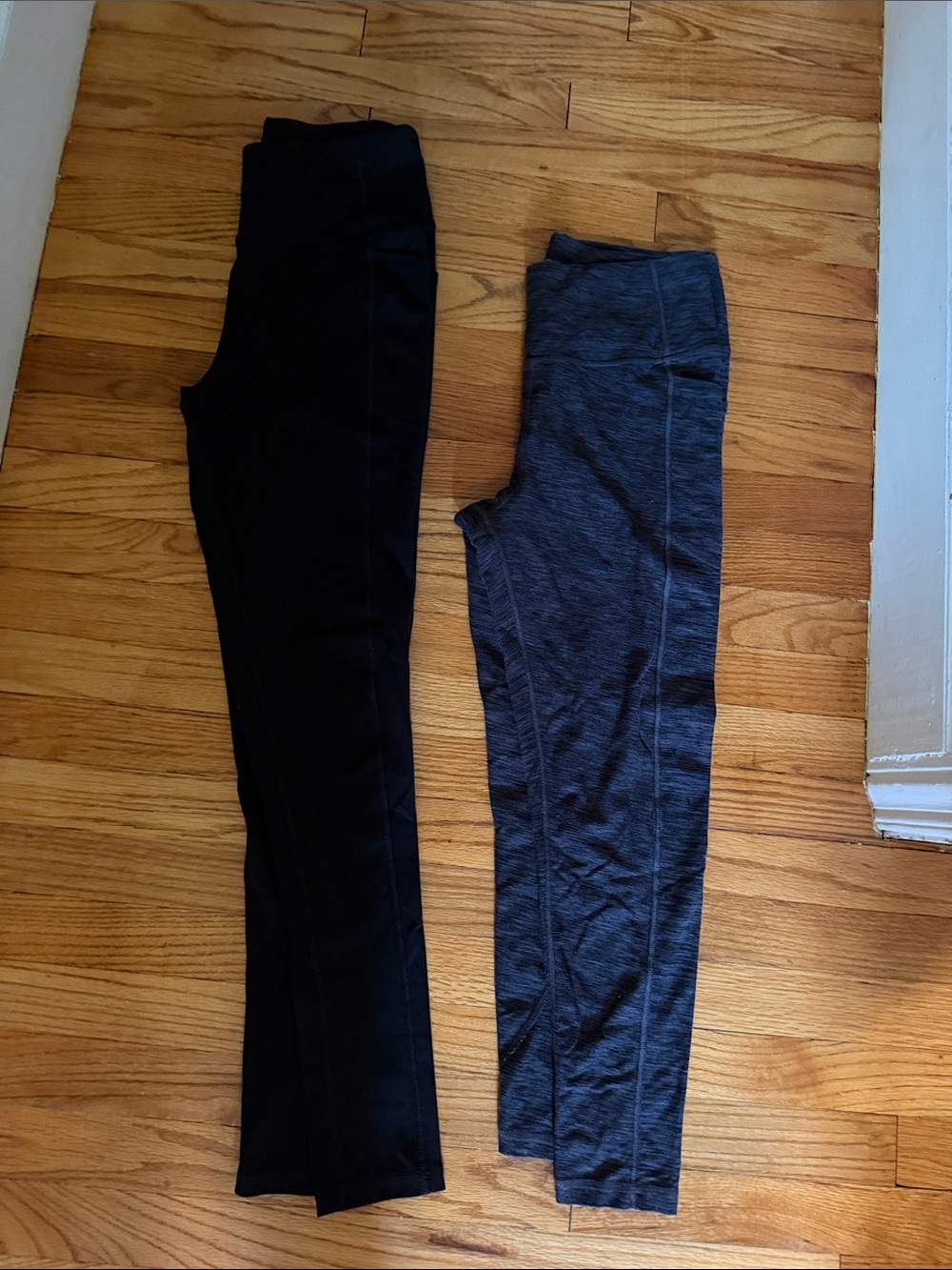 Everyday High-Rise Leggings in Black and Charcoal